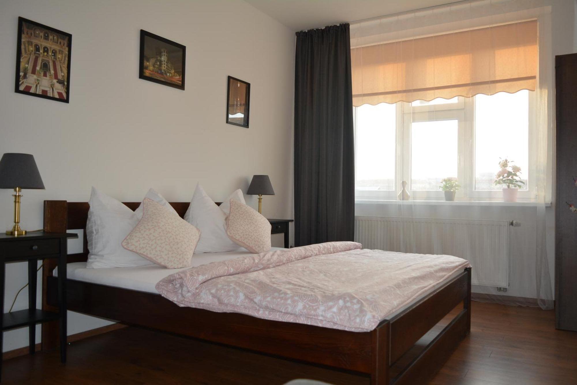 Mm Apartment Argentinska Prague Luaran gambar